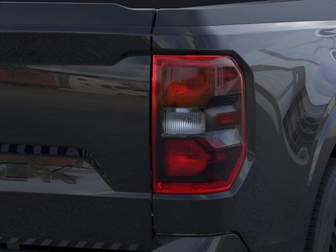 New 2026 Ford Maverick Lobo AWD/4WD image 22