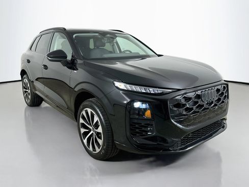 New 2026 Audi Q3 quattro 2.0T AWD/4WD image 3