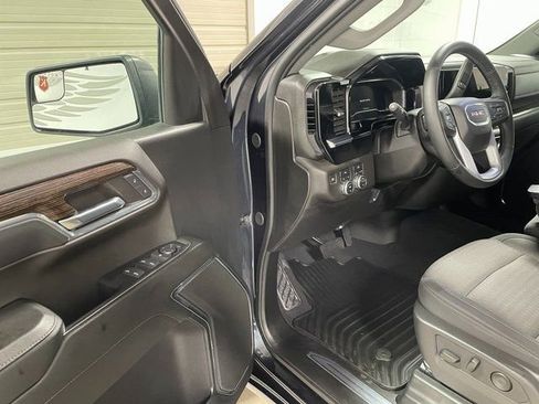 Used 2024 GMC Sierra 1500 Elevation AWD/4WD image 10