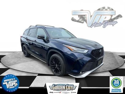 Used 2023 Toyota Highlander XSE