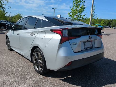 Used 2021 Toyota Prius Limited image 4