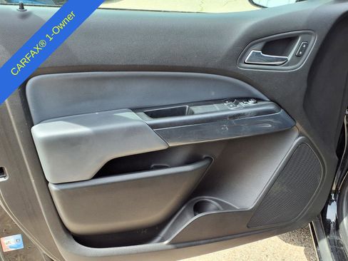 Used 2017 Chevrolet Colorado Z71 AWD/4WD image 12