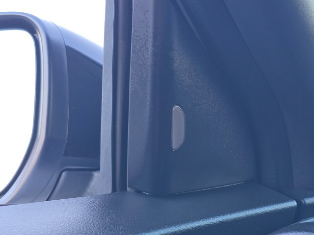 Certified 2023 Nissan Kicks SR FWD image 21