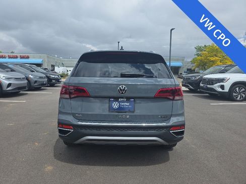 Certified 2023 Volkswagen Taos SEL AWD/4WD image 4