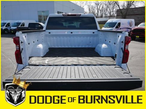 Used 2025 Chevrolet Silverado 1500 Custom image 13