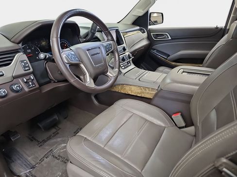 Used 2017 GMC Yukon XL Denali w/ Open Road Package image 19