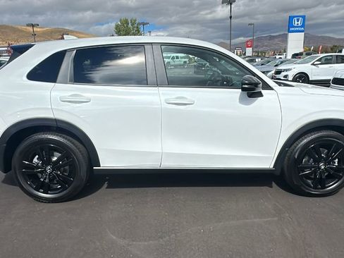 New 2026 Honda HR-V Sport image 2