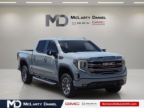 Certified 2024 GMC Sierra 1500 AT4 w/ Technology Package AWD/4WD image 1