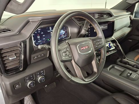 Used 2024 GMC Sierra 2500 AT4 w/ AT4 Premium Plus Package image 12