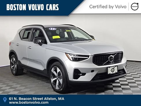 Certified 2023 Volvo XC40 B5 Ultimate w/ Climate Package AWD/4WD image 1