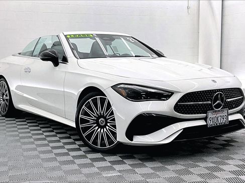 Used 2026 Mercedes-Benz CLE 300 4MATIC Cabriolet image 35