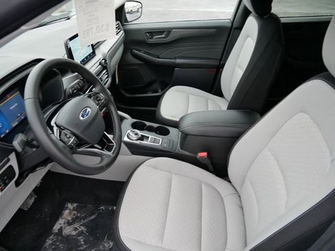 New 2026 Ford Escape Active w/ Cold Weather Package AWD/4WD image 11