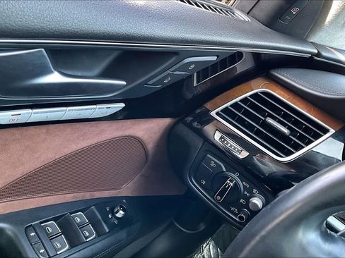 Used 2017 Audi A8 L 4.0T w/ Rear Seat Comfort Package AWD/4WD image 36