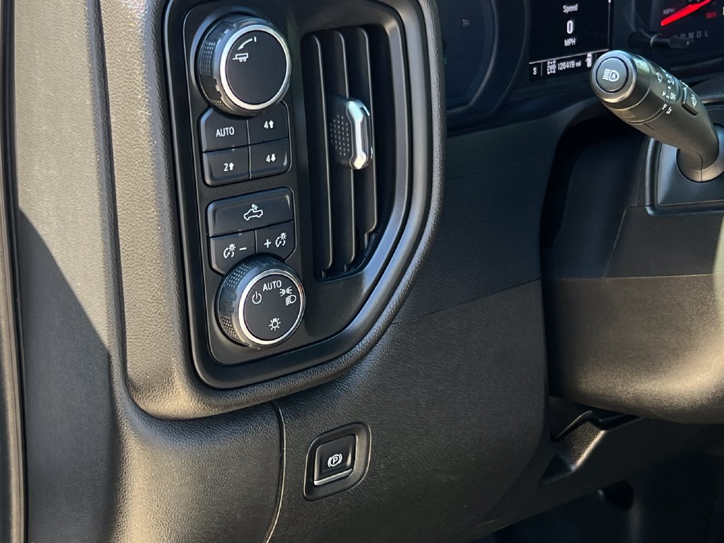 Used 2022 Chevrolet Silverado 1500 W/T w/ WT Value Package AWD/4WD image 7