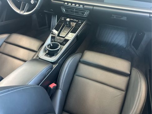 Used 2022 Porsche 911 Carrera 4S image 11