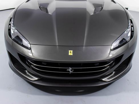 Certified 2019 Ferrari Portofino image 13