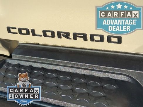 Certified 2024 Chevrolet Colorado ZR2 w/ LPO, Sports Bar Package image 35