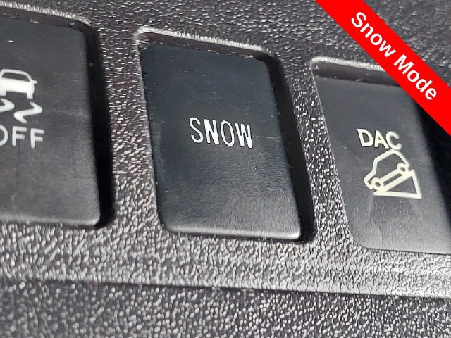 Used 2016 Toyota Highlander Limited AWD/4WD image 27