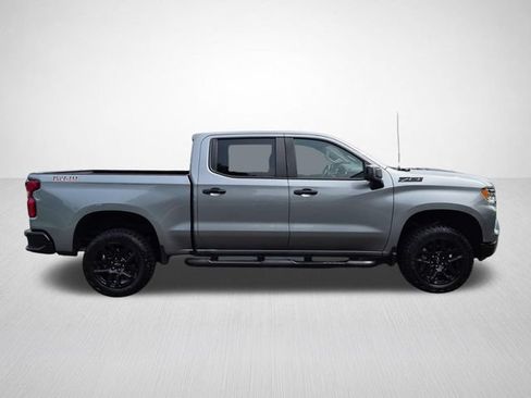 Used 2024 Chevrolet Silverado 1500 LT Trail Boss w/ Convenience Package II AWD/4WD image 11