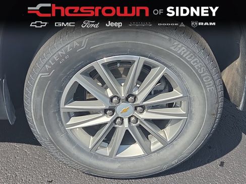 Used 2023 Chevrolet Traverse LT FWD image 10