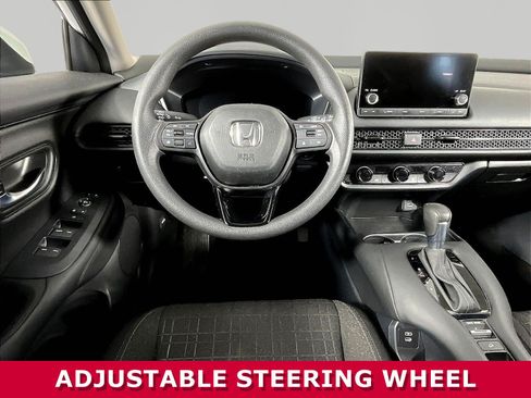 Used 2025 Honda HR-V LX image 8