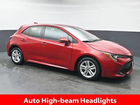 Used 2021 Toyota Corolla SE w/ SE Preferred Package image 10