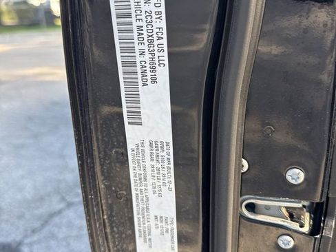Used 2023 Dodge Charger SXT RWD image 11