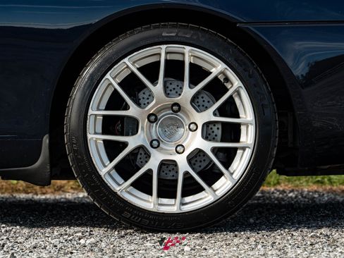 Used 2003 Porsche 911 Targa image 16