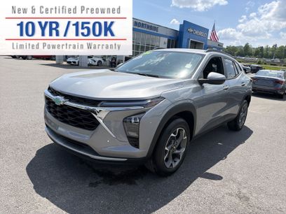 Used 2024 Chevrolet Trax LT w/ Driver Confidence Package