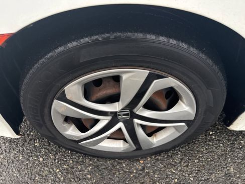 Used 2016 Honda Civic LX image 9