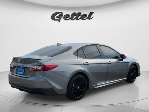 Certified 2026 Toyota Camry SE FWD image 5