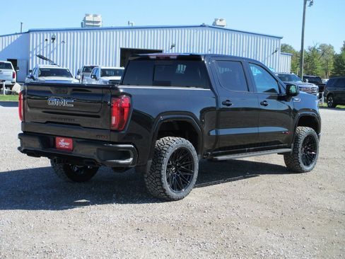 New 2026 GMC Sierra 1500 AT4 w/ AT4 Premium Package image 5