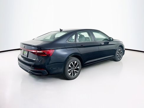 Used 2025 Volkswagen Jetta S image 9