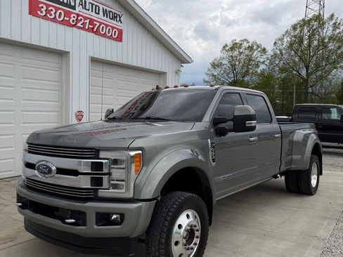 Used 2019 Ford F450 Limited AWD/4WD image 8