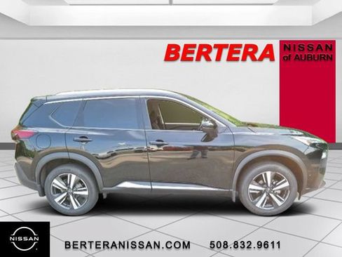 Used 2023 Nissan Rogue SL w/ SL Premium Package AWD/4WD image 2