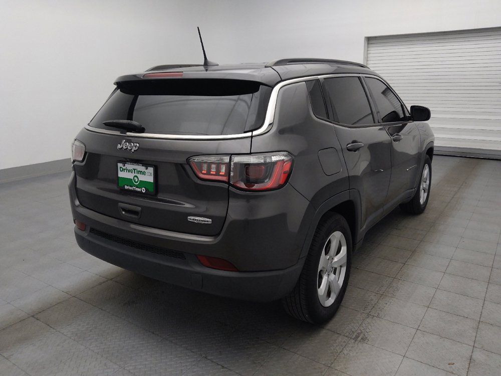 Used 2020 Jeep Compass Latitude FWD image 9