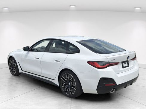 Certified 2025 BMW 430i xDrive w/ M Sport Package AWD/4WD image 6