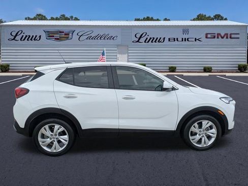 Used 2024 Buick Encore GX Preferred FWD image 3