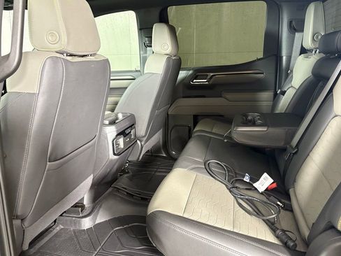 Used 2025 Chevrolet Silverado 1500 ZR2 w/ Technology Package image 42