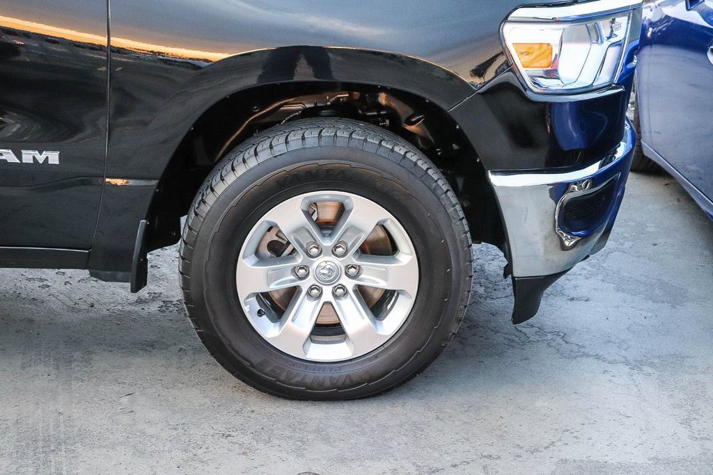 Used 2024 RAM 1500 Laramie AWD/4WD image 11