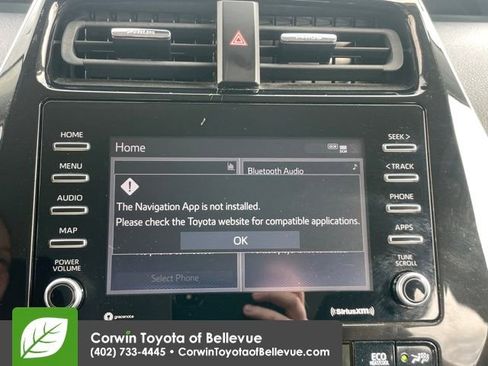 Used 2022 Toyota Prius L Eco image 13