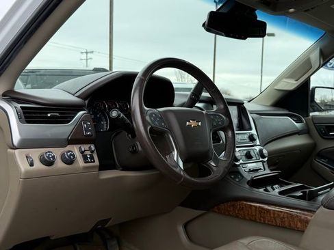 Used 2017 Chevrolet Tahoe Premier AWD/4WD image 15