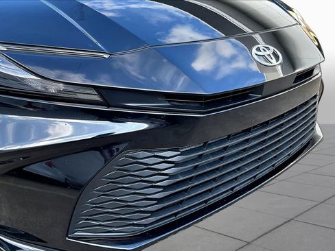 Used 2026 Toyota Camry LE FWD image 29