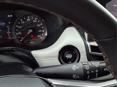 Used 2022 Jeep Compass Limited AWD/4WD image 10