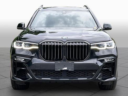 Used 2022 BMW X7 M50i w/ Cold Weather Package AWD/4WD image 3