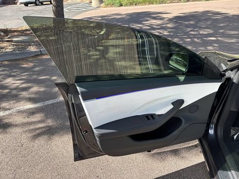 Used 2025 Tesla Model 3 Performance AWD/4WD image 9