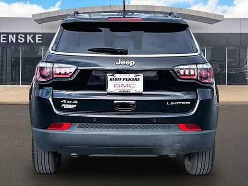 Used 2025 Jeep Compass Limited AWD/4WD image 4