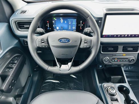 New 2026 Ford Maverick Lariat w/ Black Appearance Package image 19