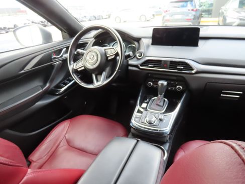 Used 2023 MAZDA CX-9 Carbon Edition image 12