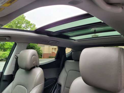 Used 2013 Hyundai Santa Fe Sport w/ Technology Pkg image 12